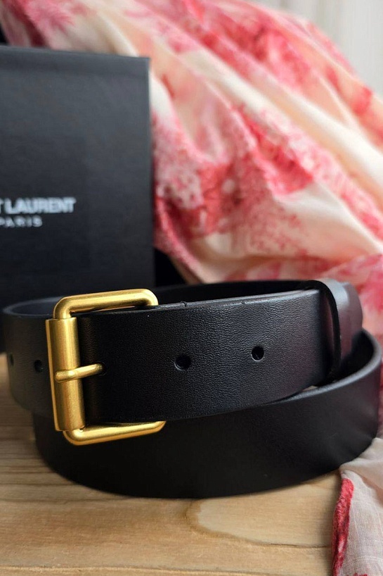 Женский кожаный ремень Yves Saint Laurent (длина  85 / 90 см)