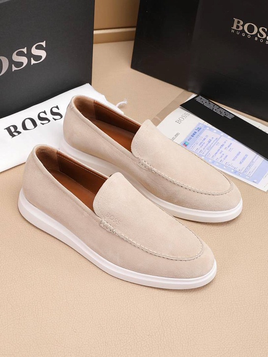 Замшевые лоферы Hugo Boss embossed logo - Beige