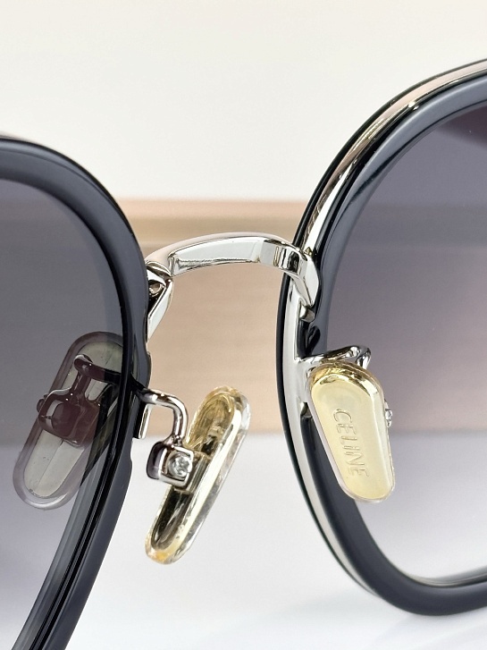 Солнцезащитные очки Celine Metal Triomphe