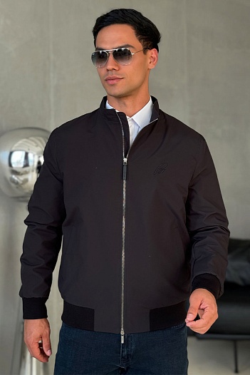 Мужская чёрная ветровка Brioni logo-embroidered   