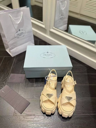 Женские кожаные сандалии Prada Monolith Fisherman - Yellow   