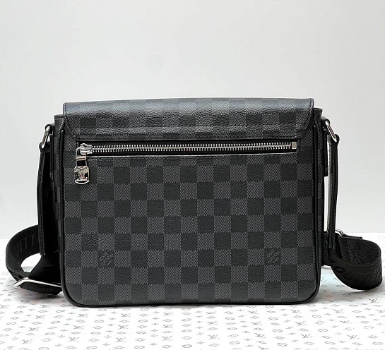 Кожаная сумка Louis Vuitton District Messenger PM Premium 26x20x7 см