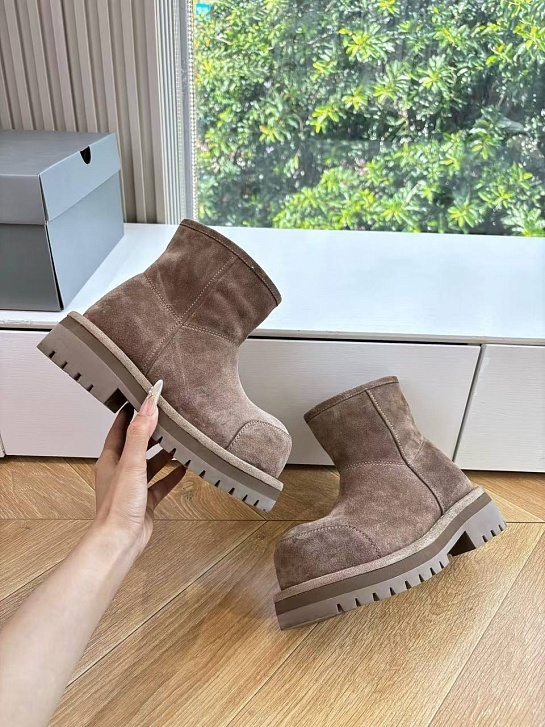 Женские замшевые ботинки с мехом Balenciaga Alaska Fur High Boot Premium - Grey