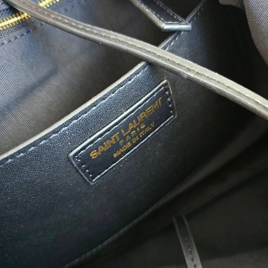 Женская замшевая сумка Yves Saint Laurent 45x32 см