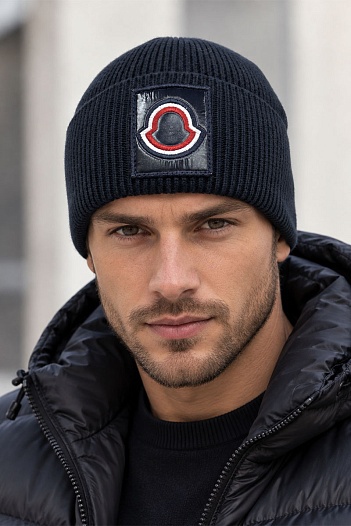 Брендовая шапка Moncler тёмно-синего цвета   