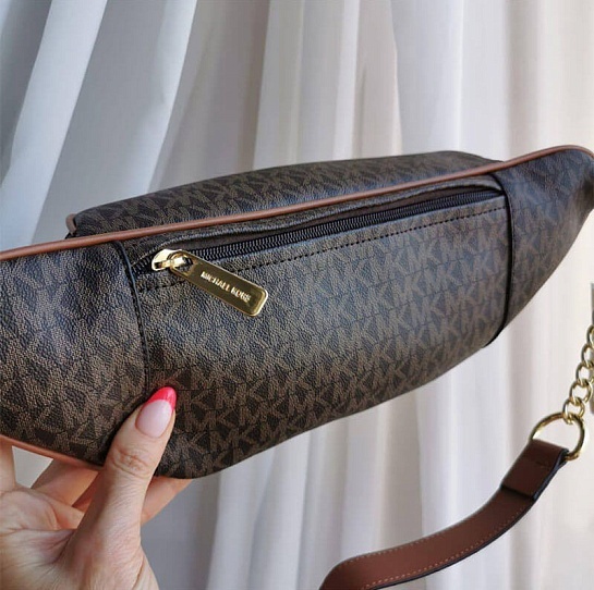 Кожаная поясная сумка Michael Kors Mott 33x16 см - Brown