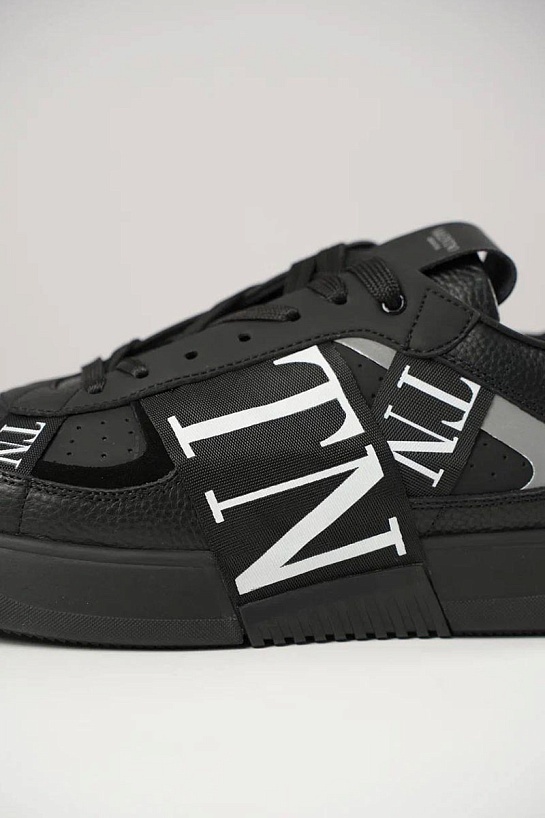 Кожаные кроссовки Valentino VL7N low-top - Black
