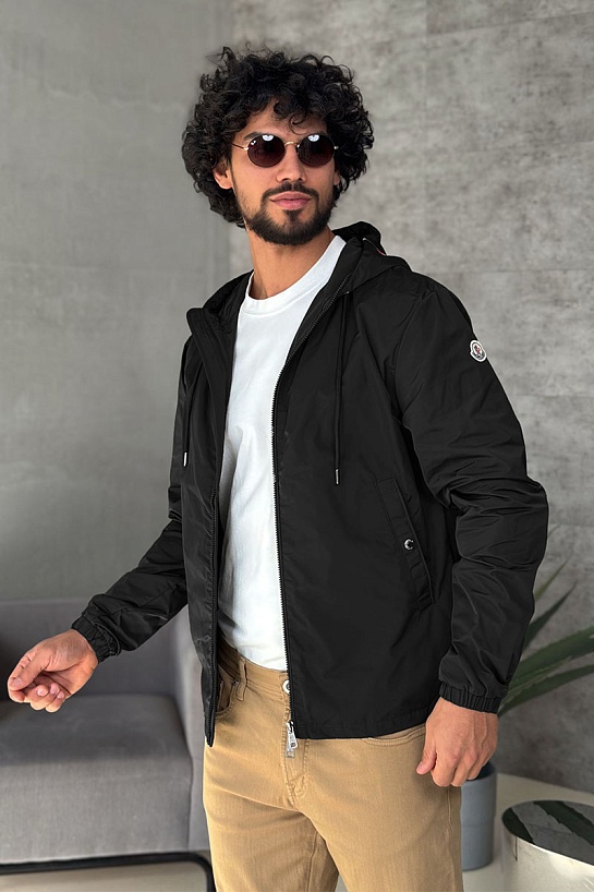 Ветровка чёрного цвета Moncler Grimpeurs