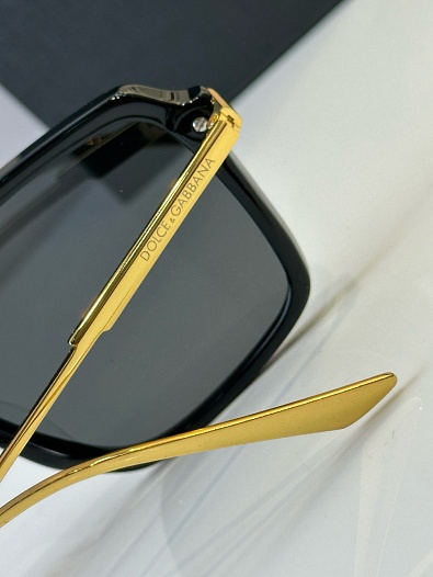 Солнцезащитные очки Dolce & Gabbana Striped Ochre   