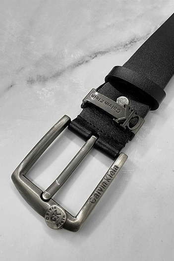 Мужской кожаный ремень Calvin Klein чёрного цвета   