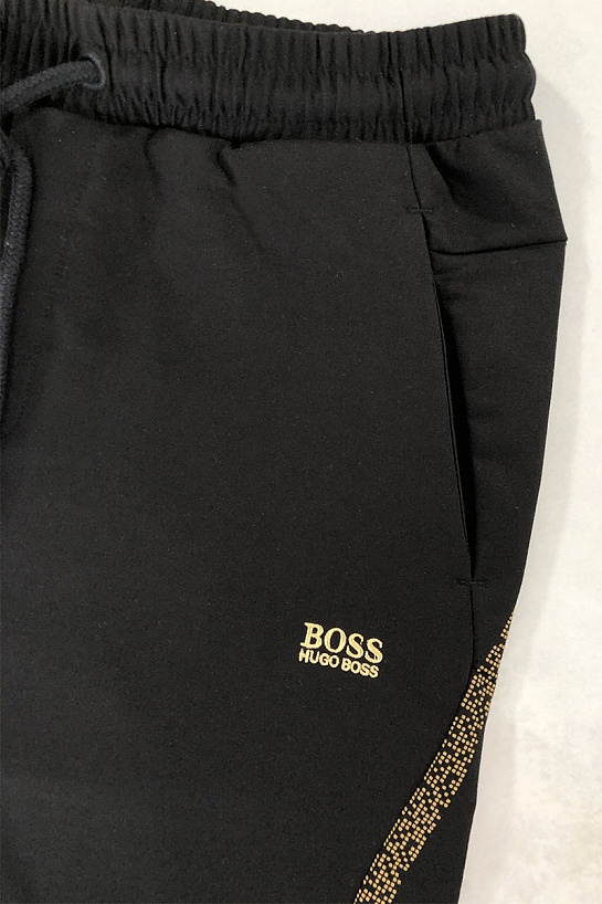Мужские чёрные шорты Hugo Boss