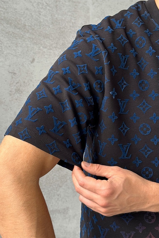 Чёрная оверсайз футболка Louis Vuitton Monogram Gradient