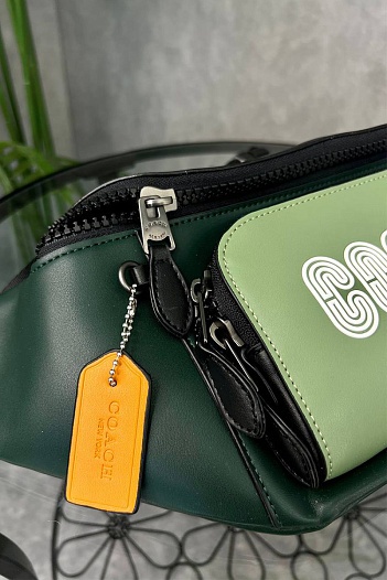 Кожаная сумка на пояс Coach Track - Green   