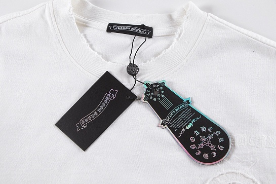 Белая оверсайз футболка Gothic logo