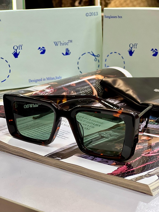 Солнцезащитные очки Off-White Savannah - Black Leopard