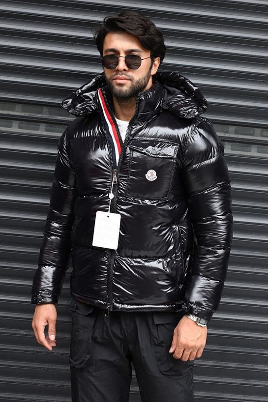 Мужская куртка Moncler чёрного цвета