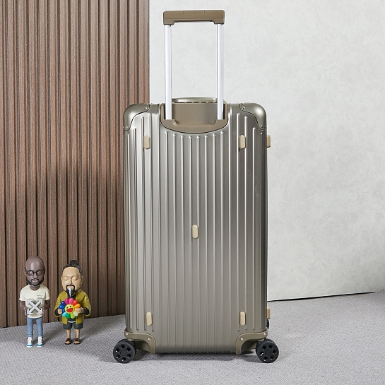 Чемодан Rimowa Aluminum Trunk Premium 77x42x36 см