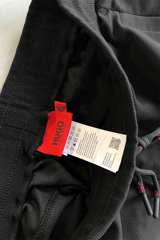 Мужские чёрные штаны Hugo Boss