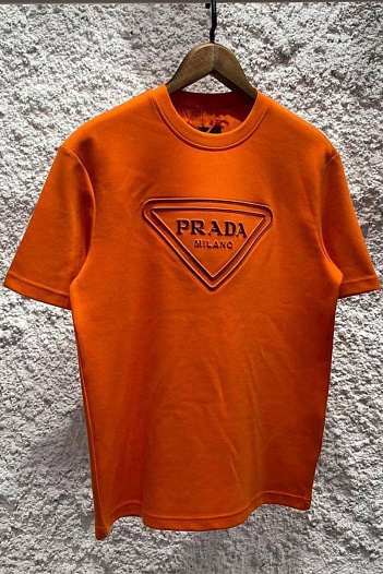 Оранжевая оверсайз футболка Prada Milano logo   