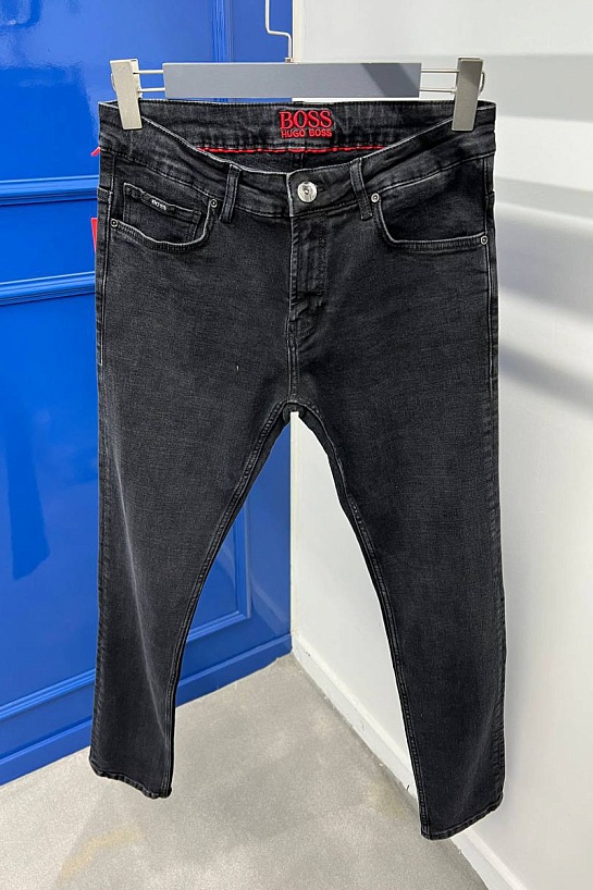 Мужские чёрные джинсы Hugo Boss