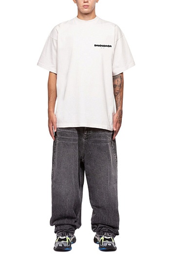 Белая оверсайз футболка Balenciaga Strike 1917   