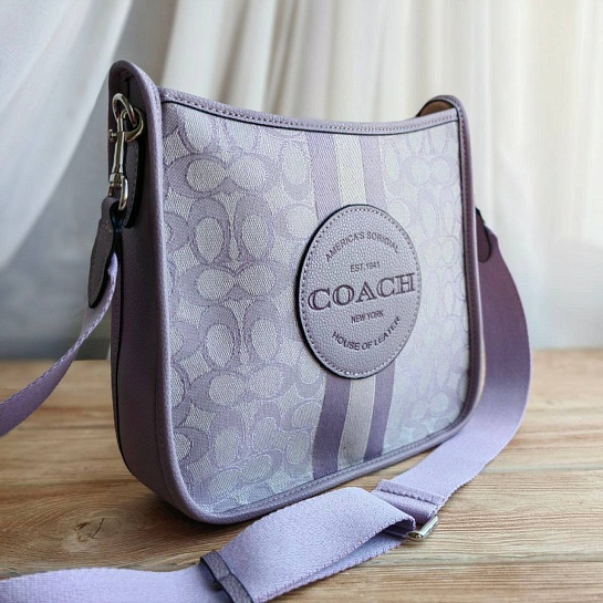 Женская сумка Coach Dempsey File Bagwith Stripe And Coach Patch 25x25 см (3 расцветки)