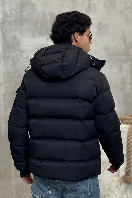 Мужской чёрный пуховик Moncler Grenoble Montgetech