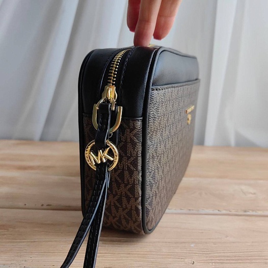 Женская кожаная сумка Michael Kors 24x16 см (4 расцветки)   