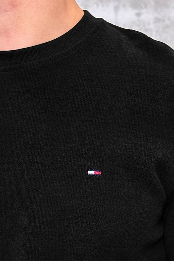 Мужской свитшот чёрного цвета Tommy Hilfiger   