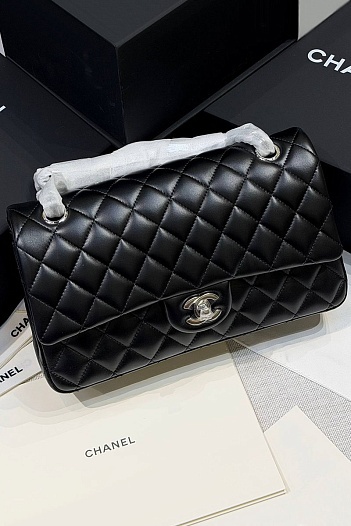 Кожаная сумка Chanel Classic Flap premium 25x13x7 см (8 расцветок)   