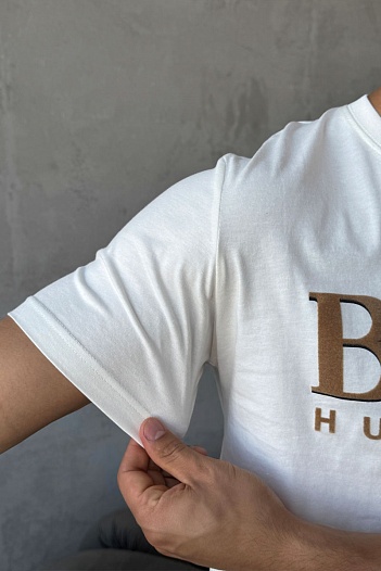 Мужская белая футболка Hugo Boss   