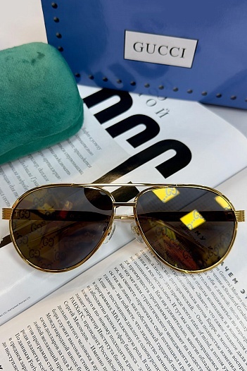 Солнцезащитные очки Gucci GG Monogram   