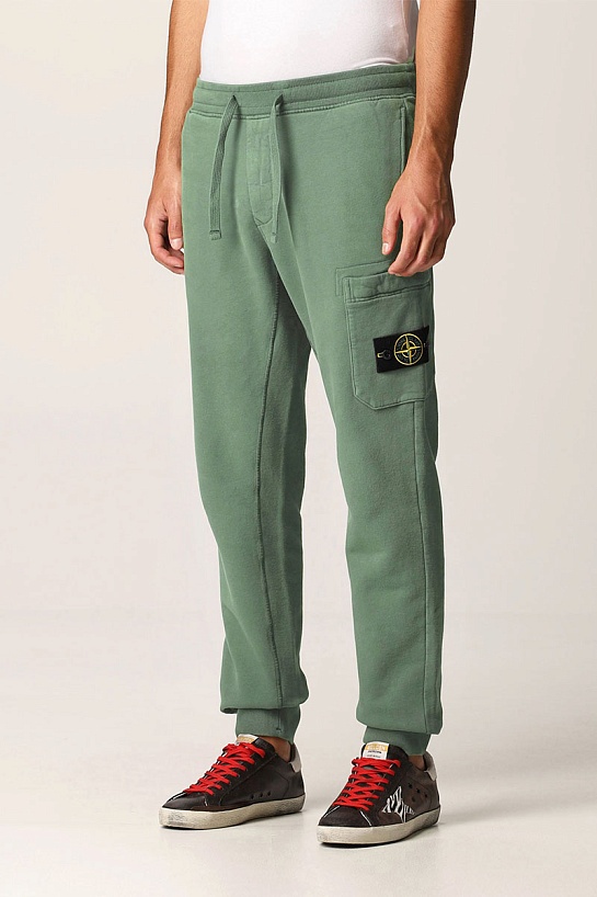 Мужские штаны зелёного цвета Stone Island compass-patch