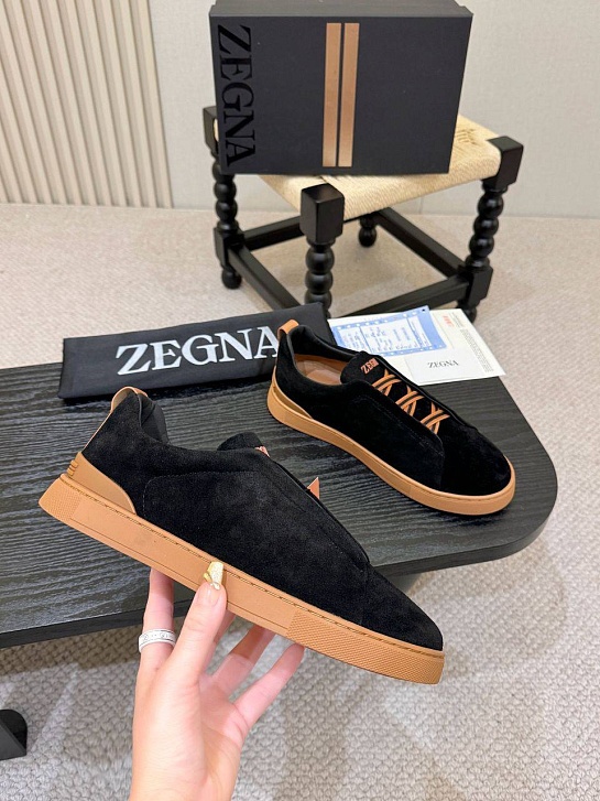 Замшевые кроссовки Ermenegildo Zegna Triple Stitch - Black