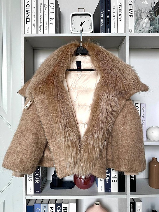 Женский пуховик с натуральным мехом Max Mara Premium