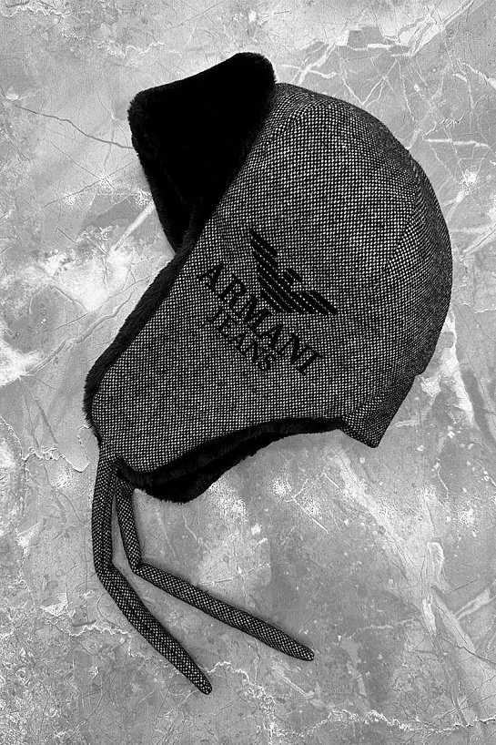 Шапка-ушанка серого цвета Armani Jeans