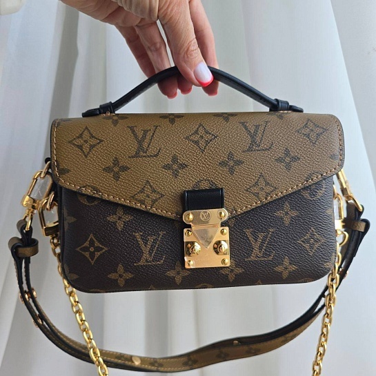 Кожаная сумка Louis Vuitton Pochette Mini 19x10 см - Brown