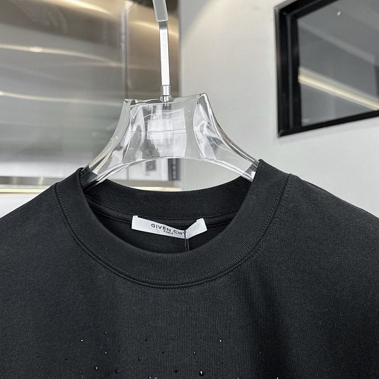 Чёрная оверсайз футболка Givenchy Premium