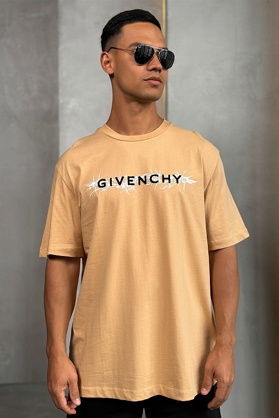 Бежевая оверсайз футболка Givenchy Barbed Wire-print