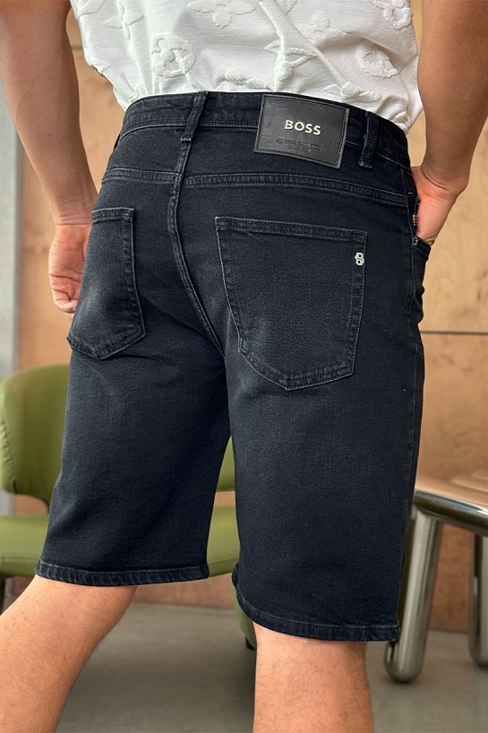 Чёрные джинсовые шорты Hugo Boss relaxed fit