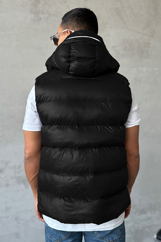 Мужской чёрный жилет Moncler Cardamine logo-patch