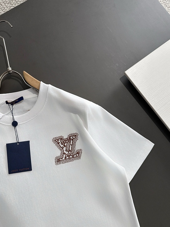 Футболка белого цвета Louis Vuitton Premium