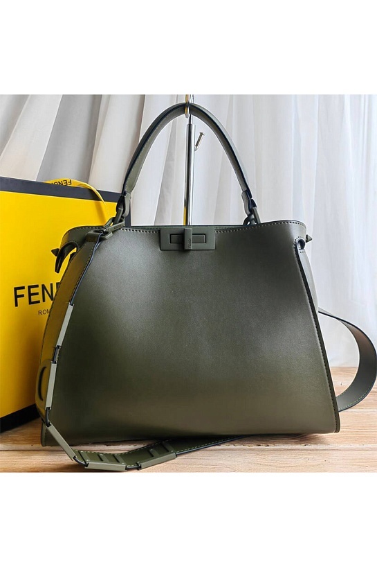 Кожаная сумка Fendi 33x22 см