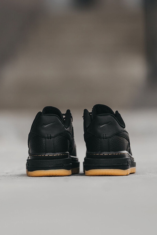 Кроссовки Nike Air Force 1 Luxe Low - Black / Gum