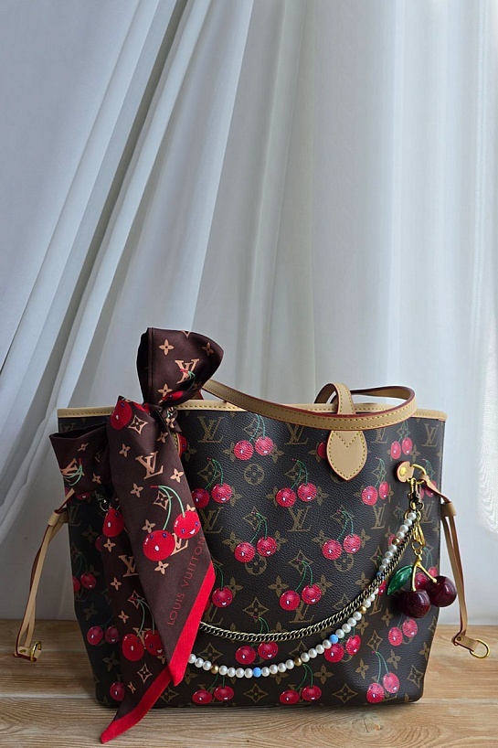 Кожаная сумка Louis Vuitton x Takashi Murakami Cherry Neverfull MM 32x28 см