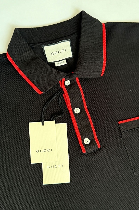 Мужское поло чёрного цвета Gucci logo-patch