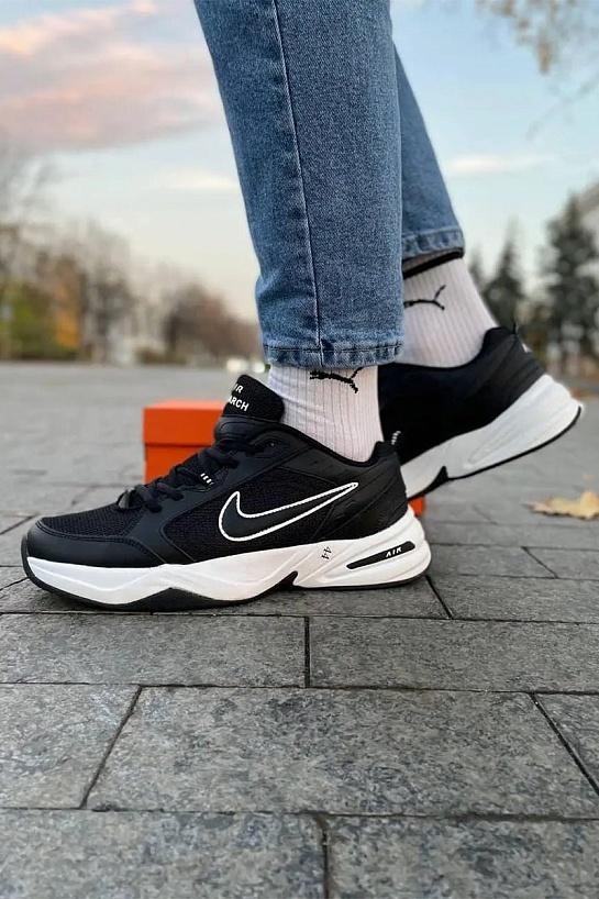 Кроссовки Nike Air Monarch - Black / White