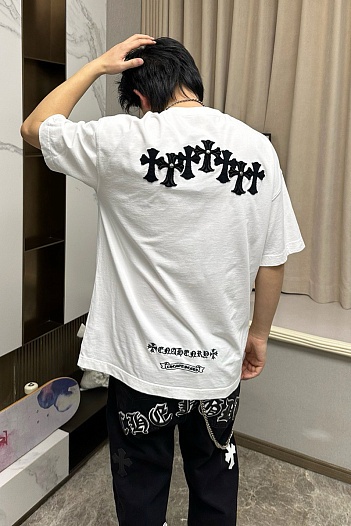 Белая оверсайз футболка Gothic logo   