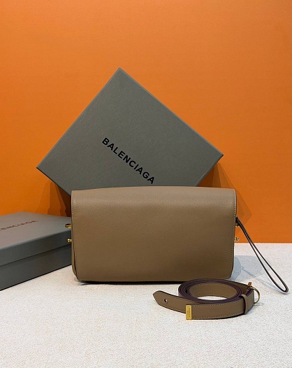 Кожаная сумка Balenciaga Le premium 33x13.5x10 см   