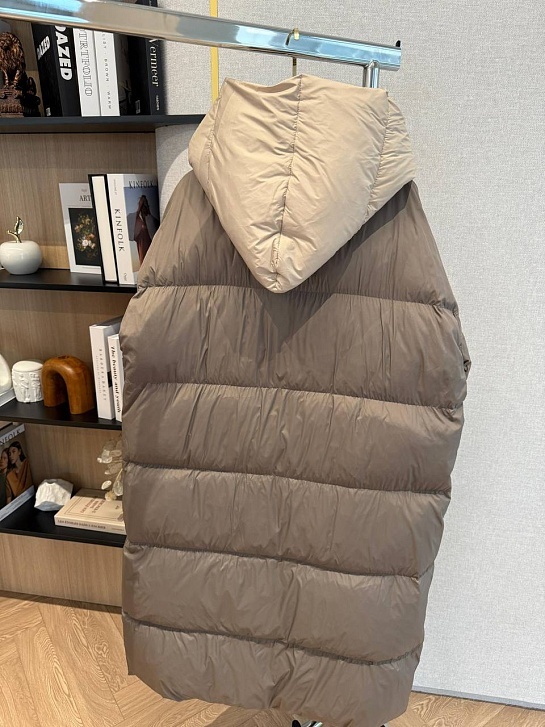 Женский пуховик с капюшоном Max Mara premium - Brown